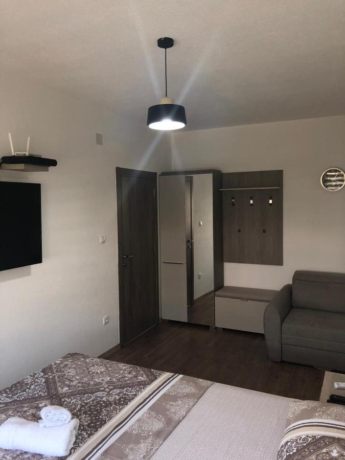 Ferienwohnung Renta stan- aprtman odmor Podgorica Exterior foto
